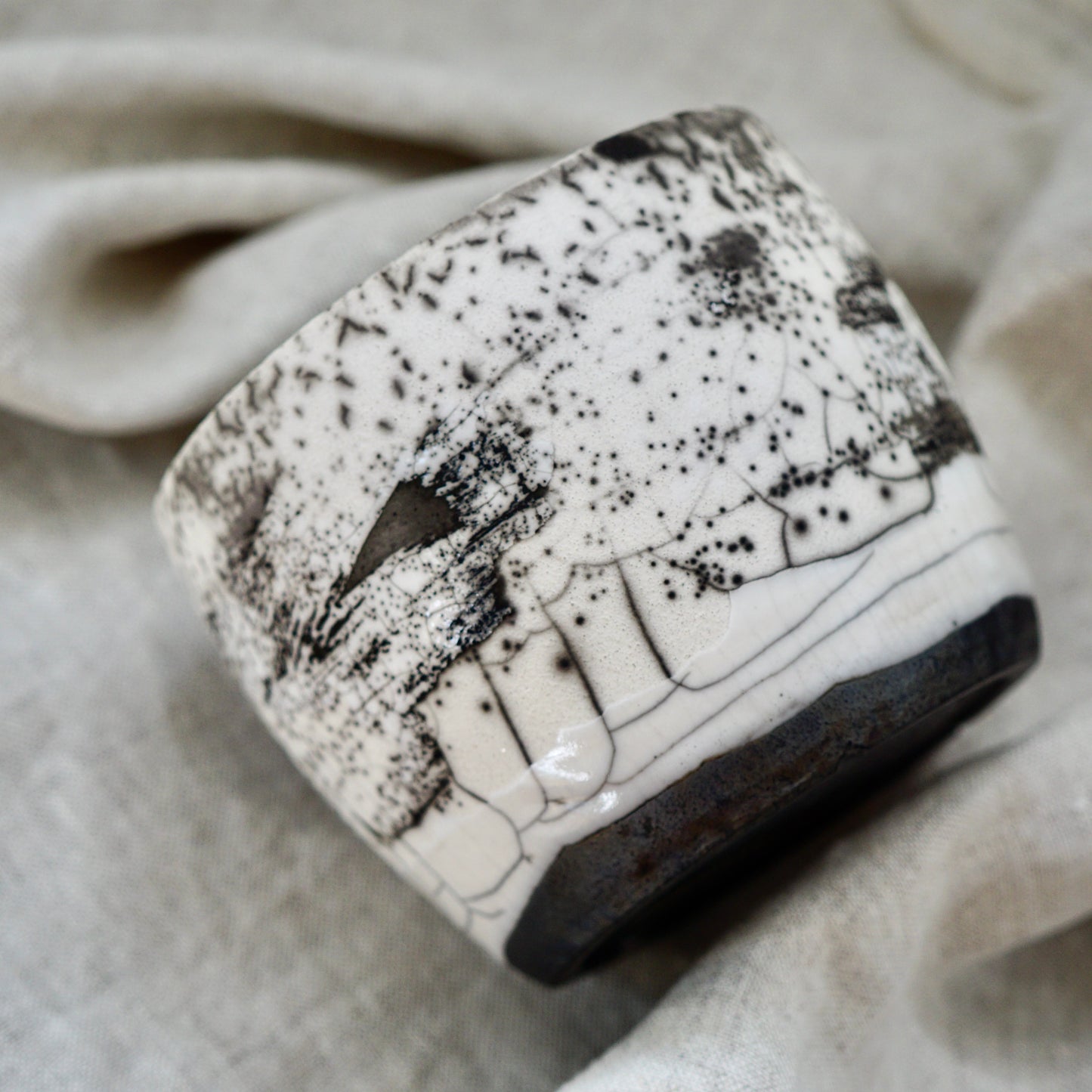 Stippled Delight ~ M Planter