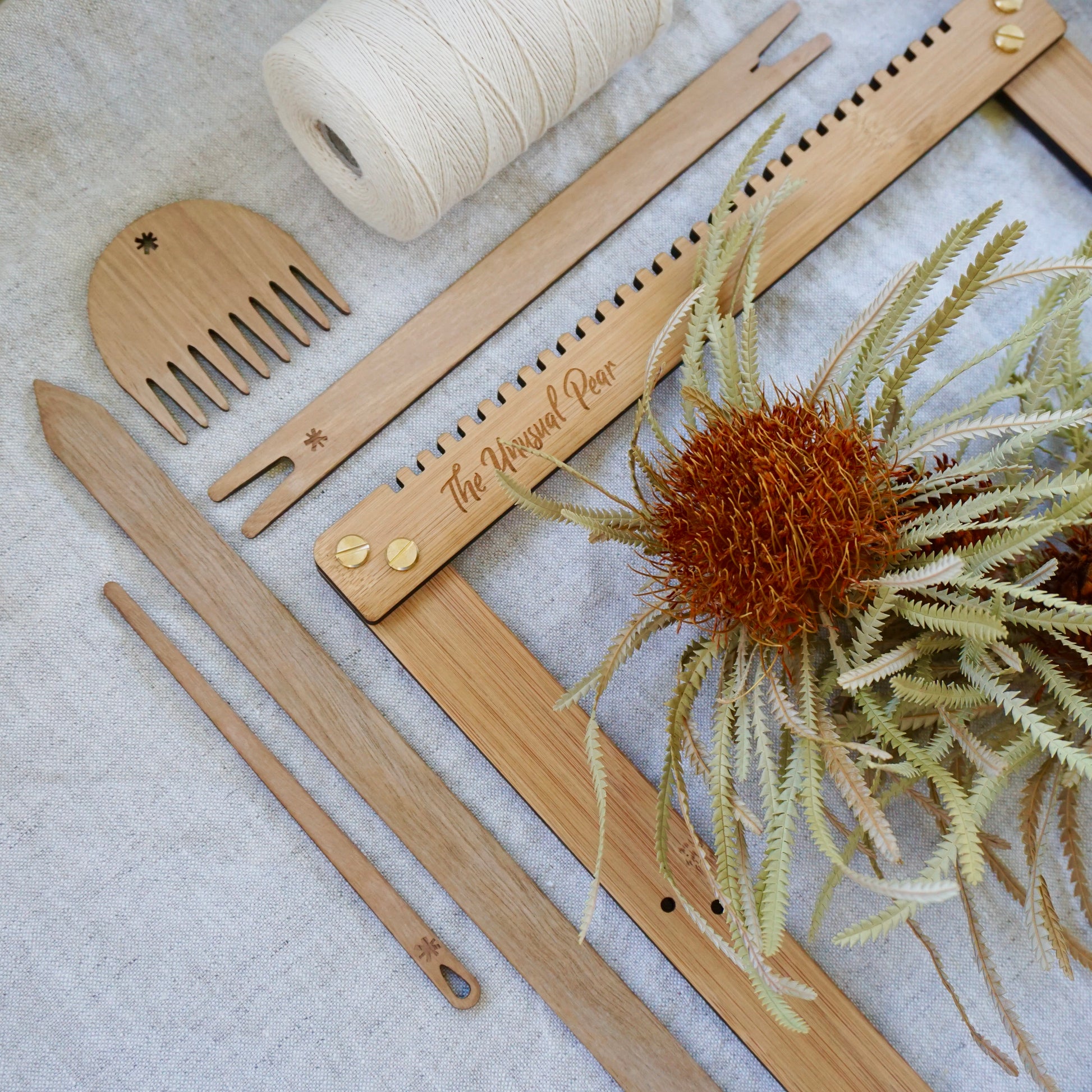 Beginner Weaving Loom - The Unusual Pear